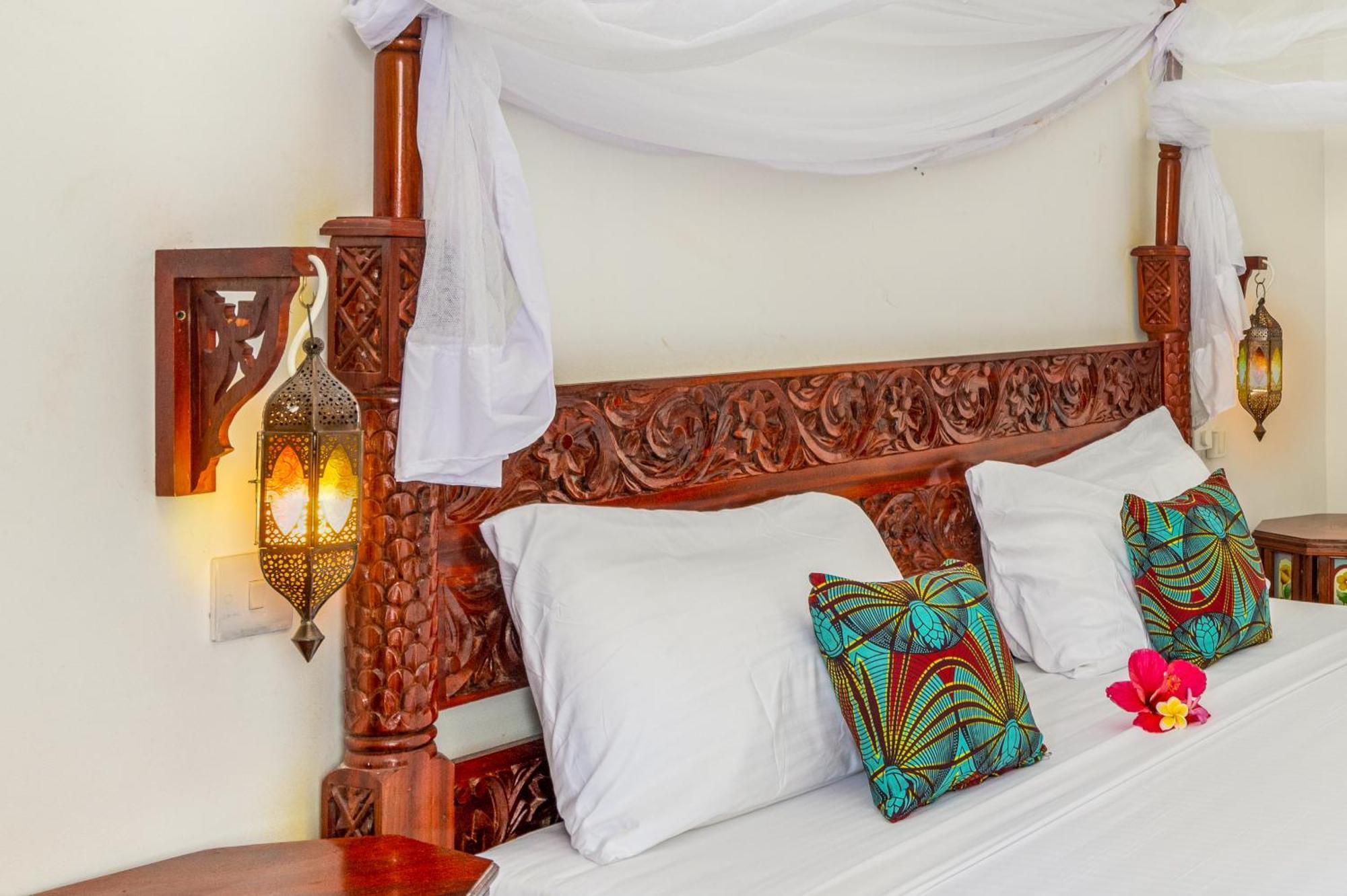 جامبياني Tasneem Islamic Luxury Suites المظهر الخارجي الصورة