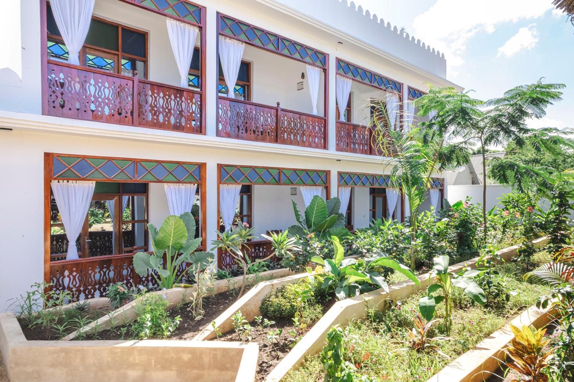 جامبياني Tasneem Islamic Luxury Suites المظهر الخارجي الصورة